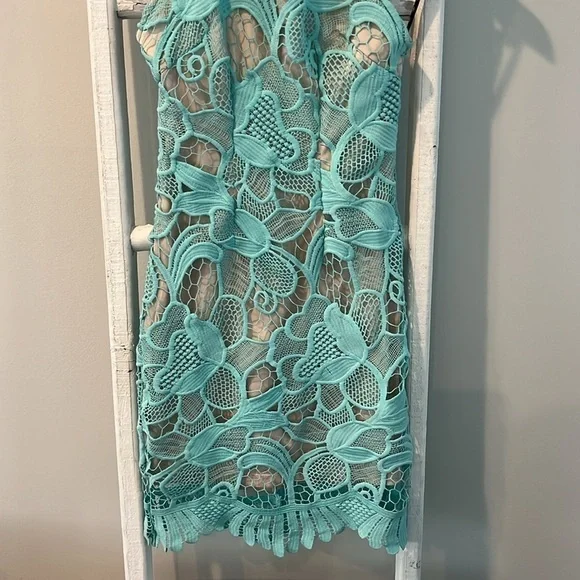 Missguided nwt mint lace and nude choker halter neck bodycon cocktail dress 4 - Picture 4 of 12